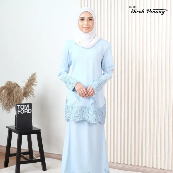 Baju Kurung Moden Avalyn