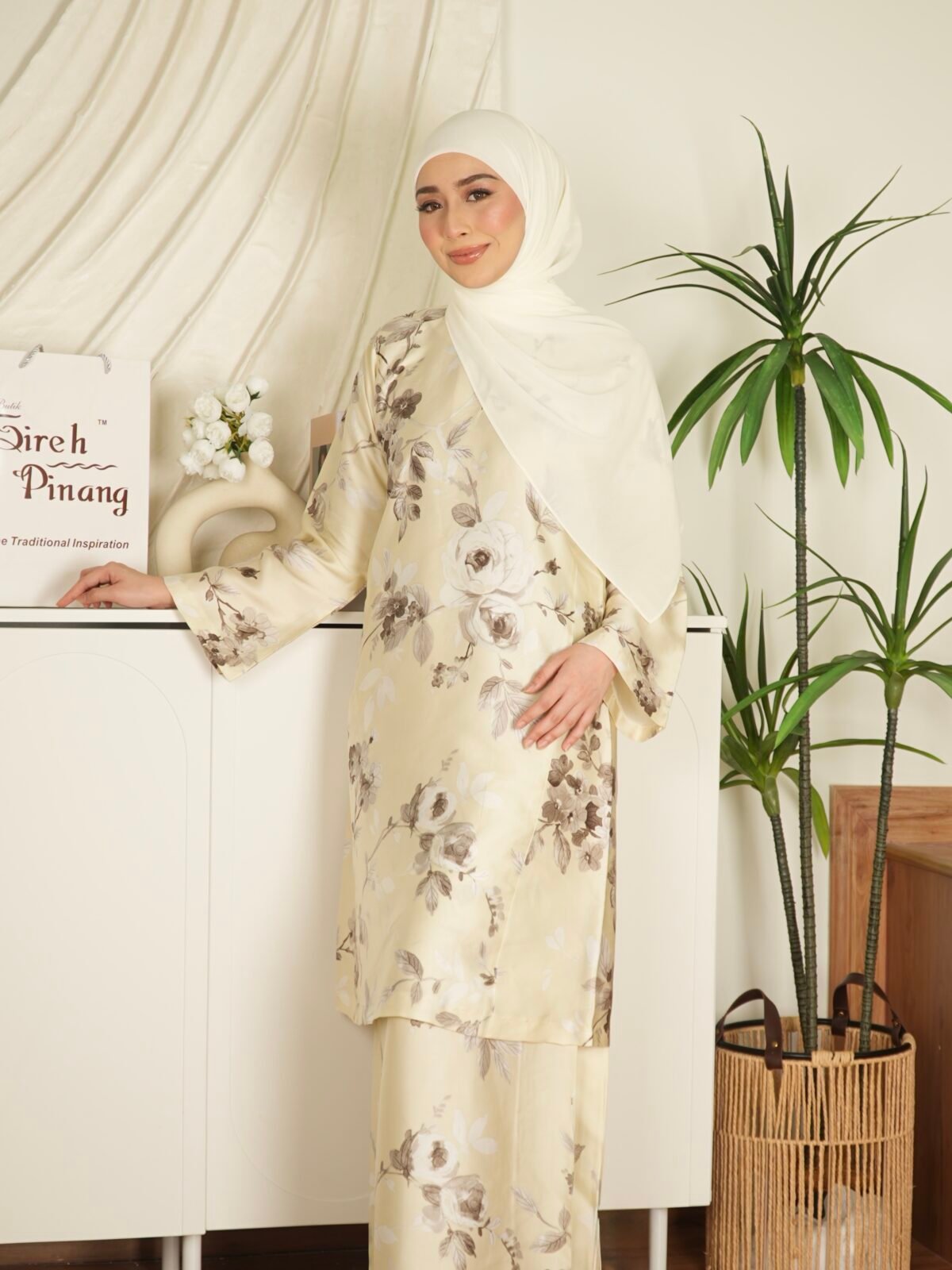 Kurung Pahang Tansilk - Rosy Yellow
