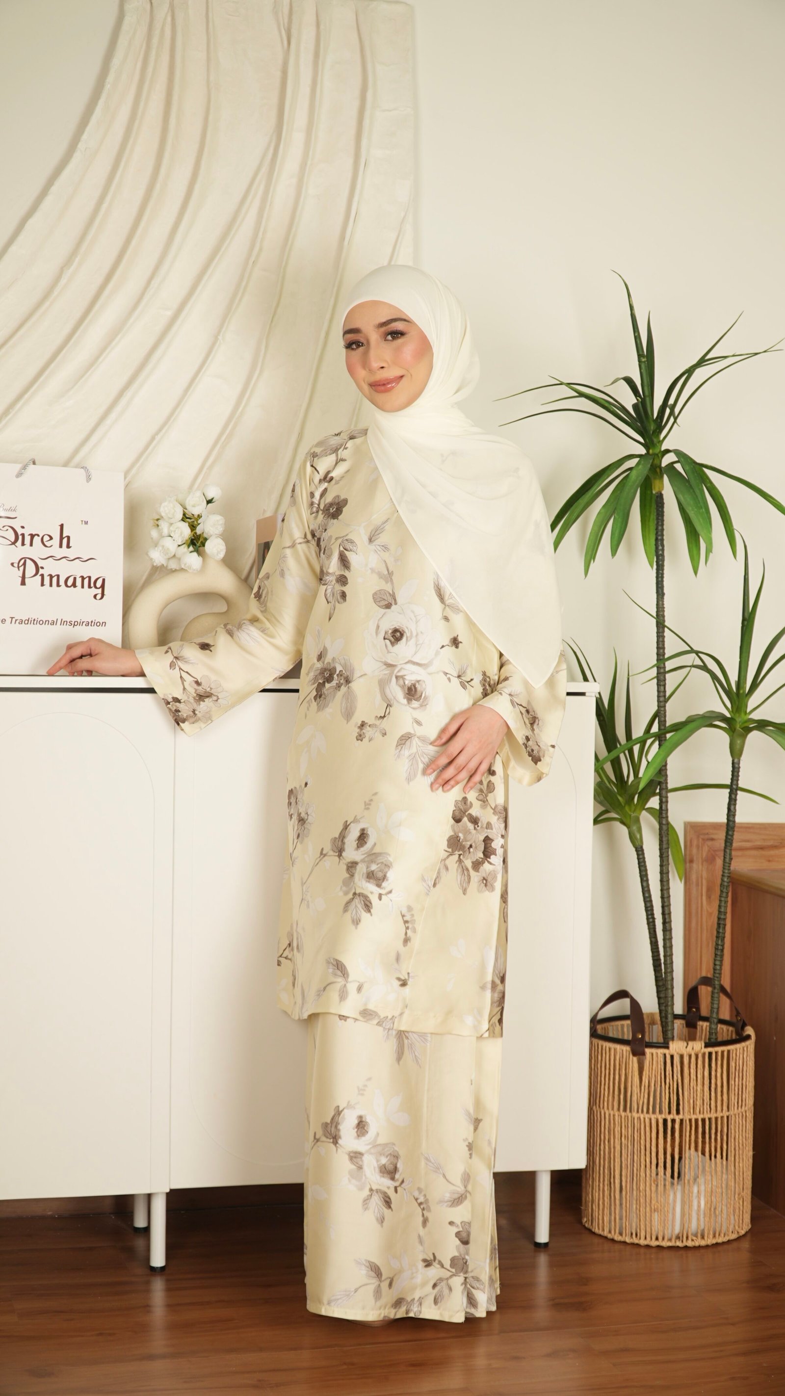 Kurung Pahang Tansilk - Rosy Yellow