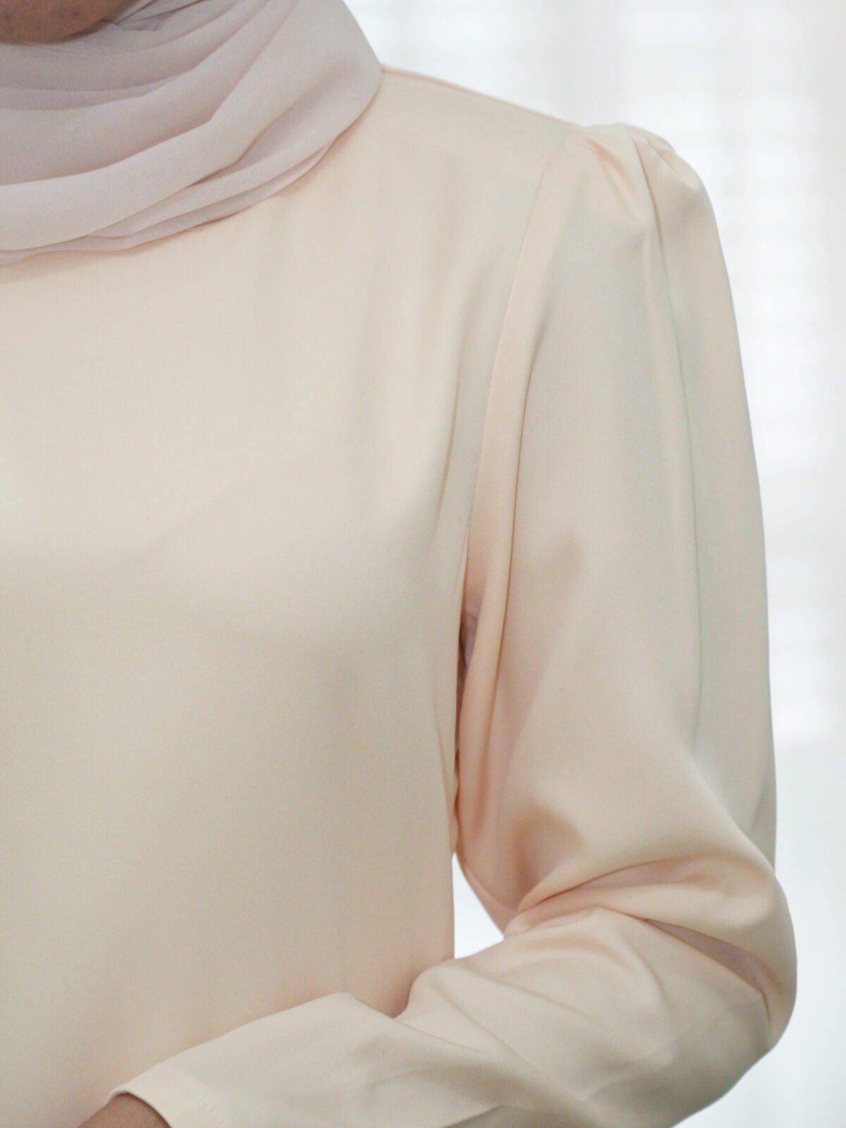 SOFT YELLOW CLOSE UP