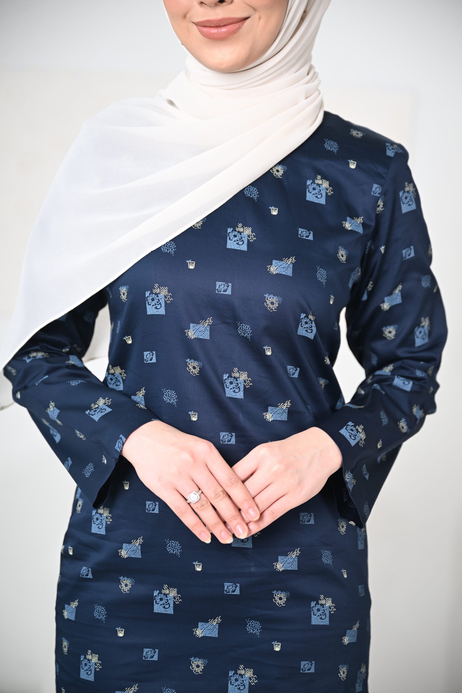 BAJU KURUNG MODEN CENDANA