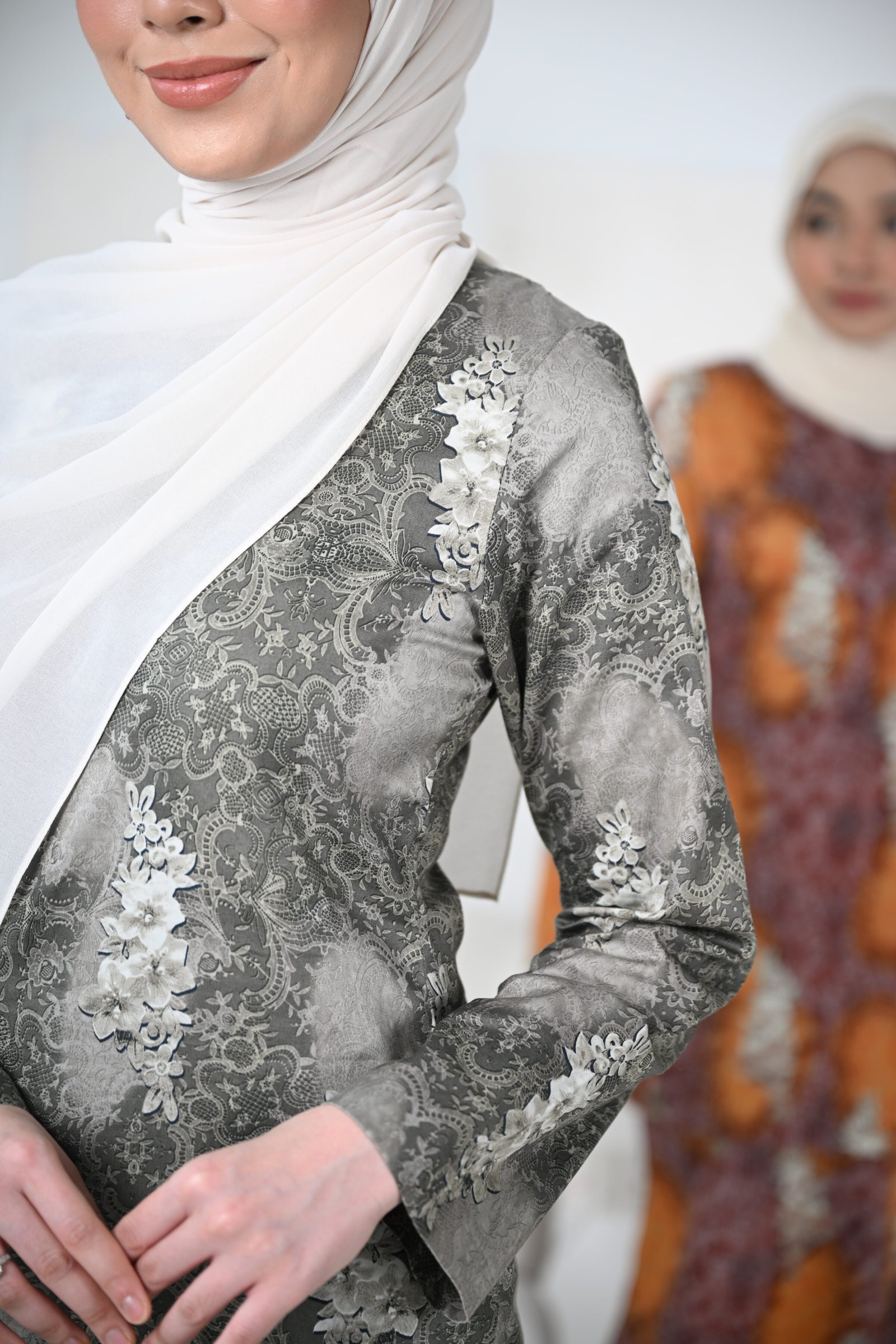 BAJU KURUNG MODEN DIANA