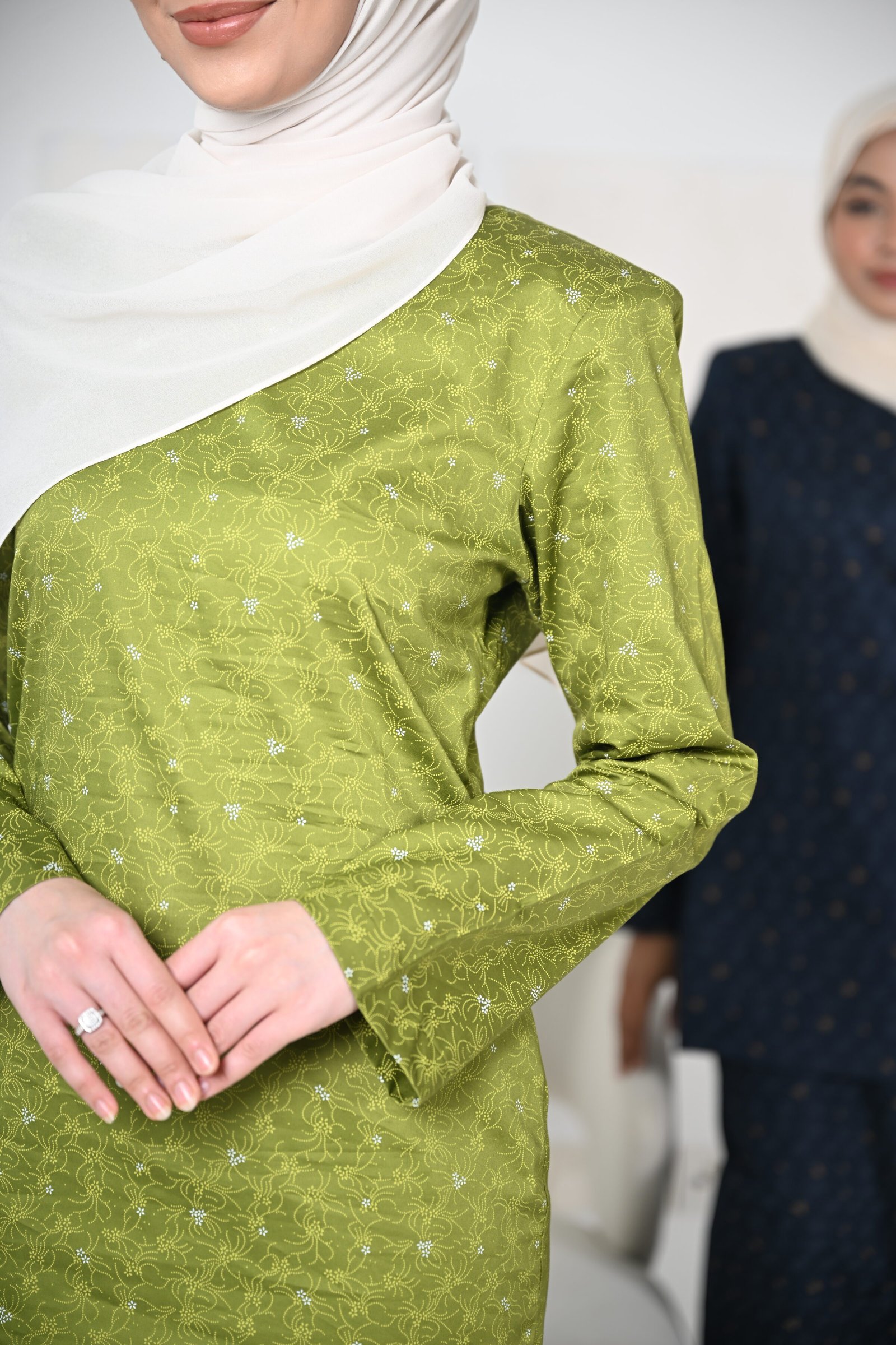 BAJU KURUNG MODEN CENDANA