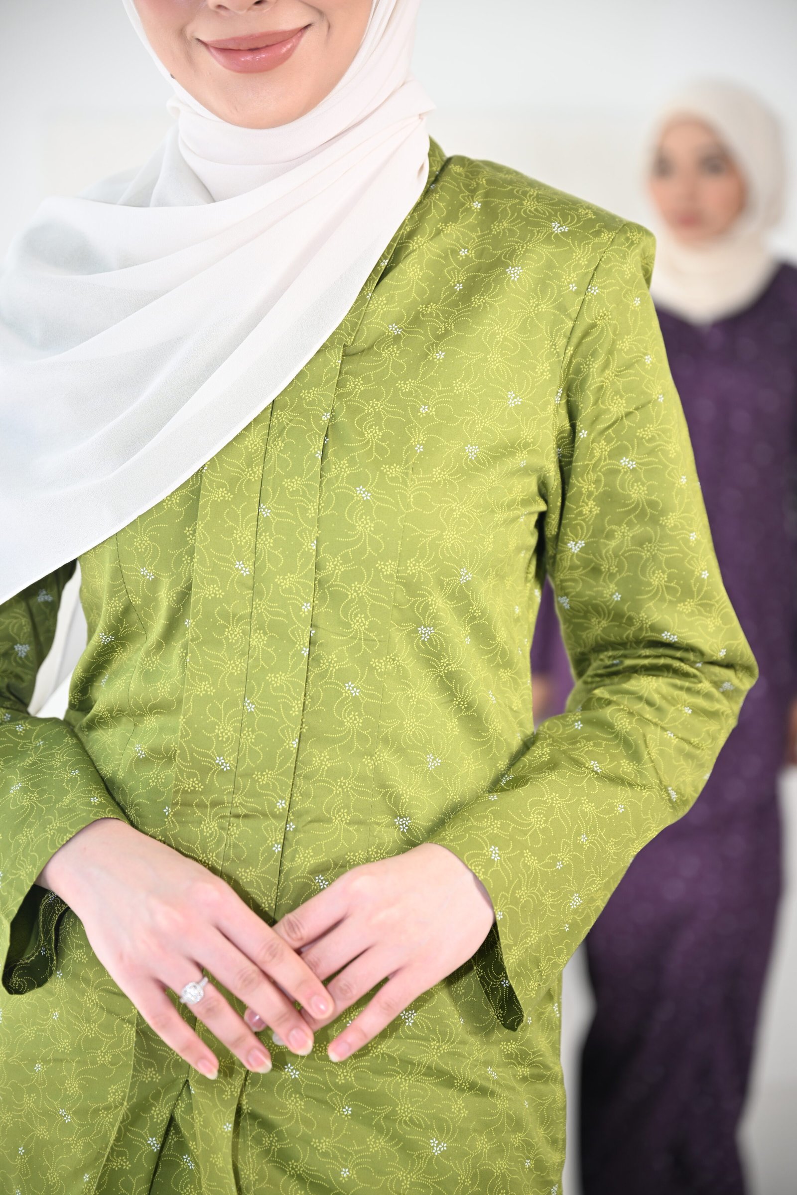 BAJU KEBAYA CENDAI