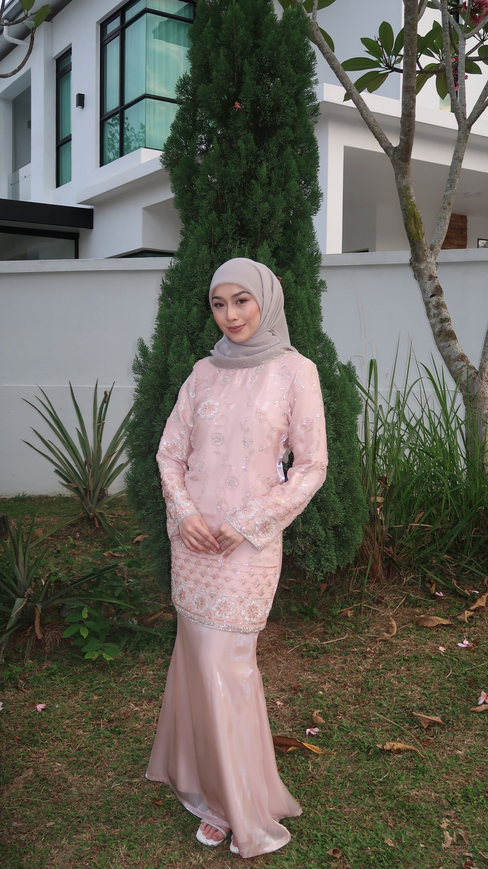 KURUNG MODEN AURELLE