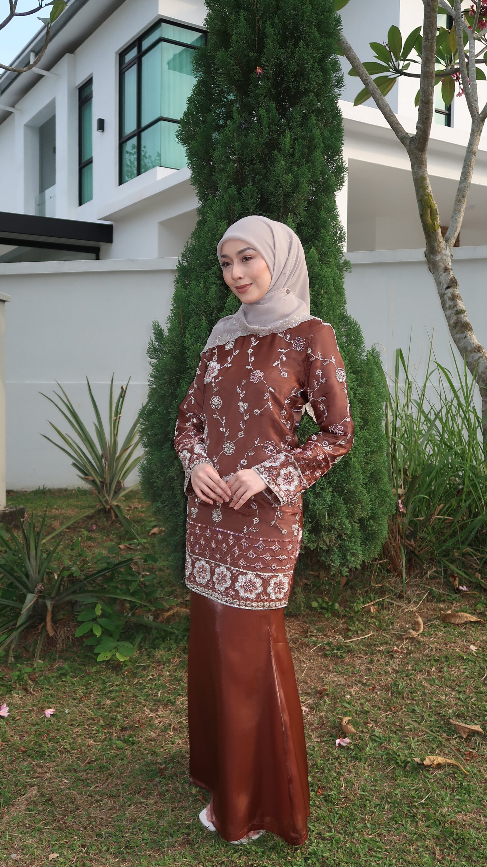 KURUNG MODEN AURELLE