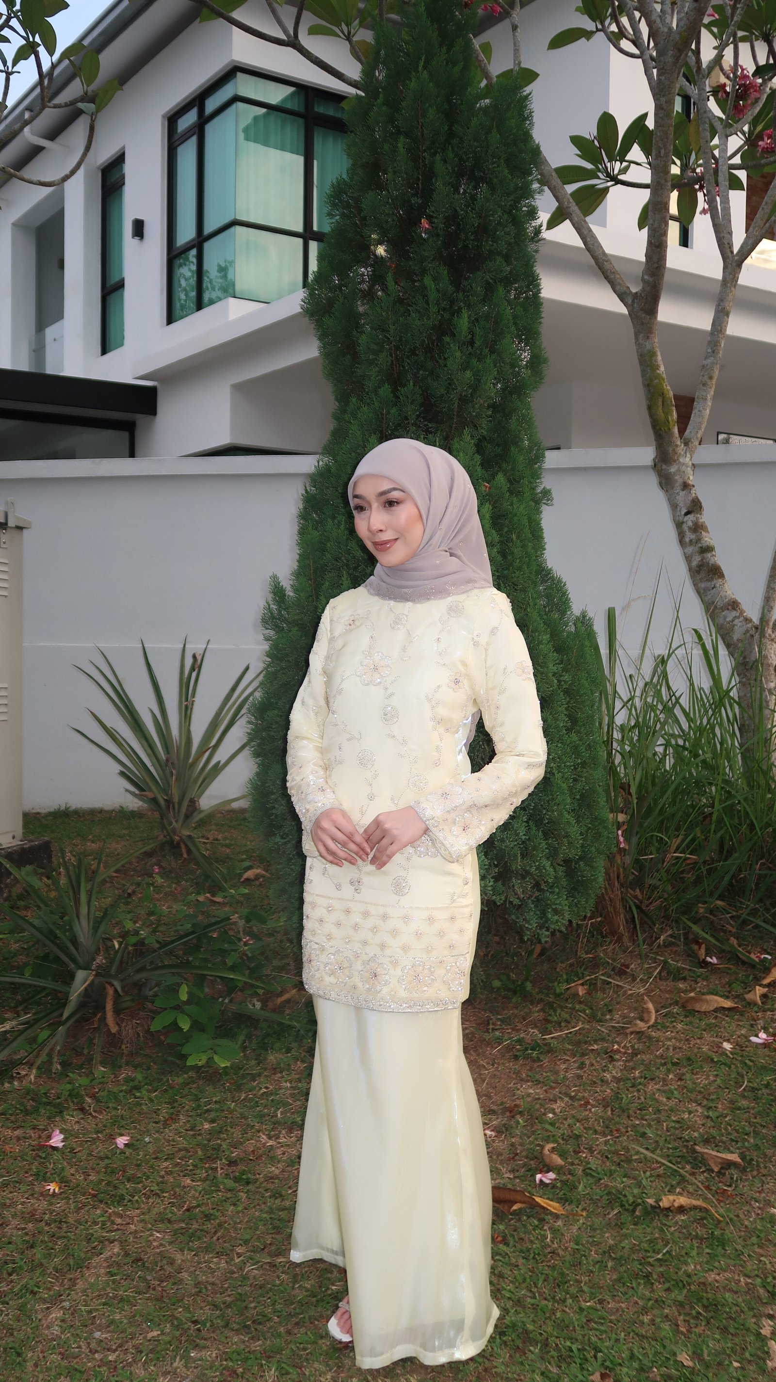 KURUNG MODEN AURELLE