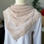 TUDUNG BAWAL SULAM KERAWANG LEENA