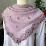 TUDUNG BAWAL SULAM KERAWANG LEENA